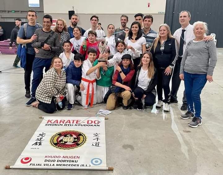 Gran actuación de los karatecas de la provincia en San Francisco