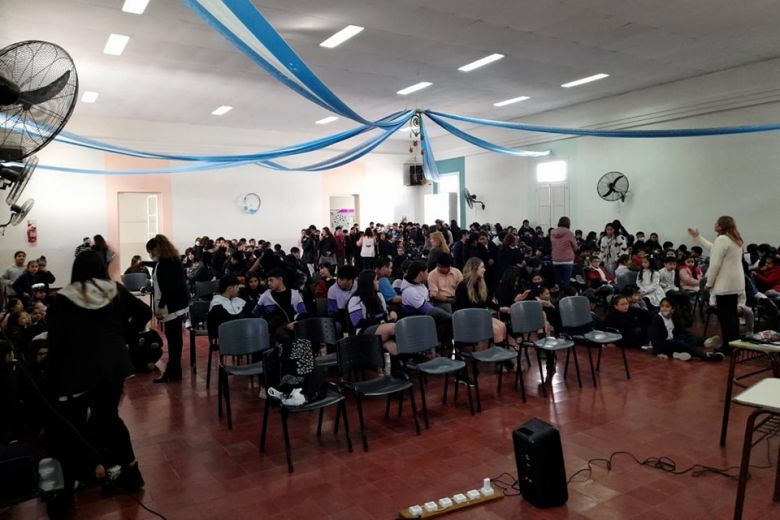 Se concientiza en acciones ecológicas en instituciones educativas 