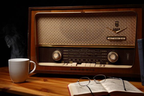 Feliz Día de la Radio