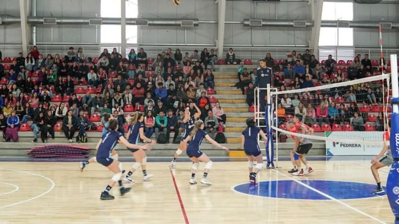Las Panteritas jugaron un amistoso con el ICA Sports