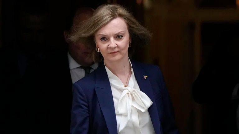 Quién es Liz Truss, la nueva primera ministra de Reino Unido a la que comparan con Margaret Thatcher