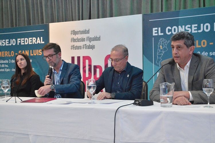 La UPrO será centro nacional de capacitación arbitral
