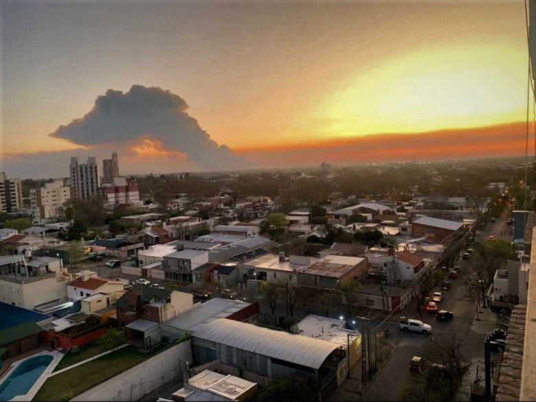 Cielo y humo