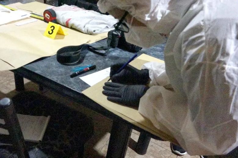 Allanaron la casa del exnovio de Brenda Uliarte y secuestraron la bolsa que llevaba el día del atentado