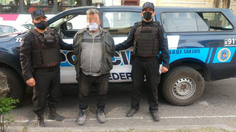 Detuvieron a una persona acusada de narcomenudeo