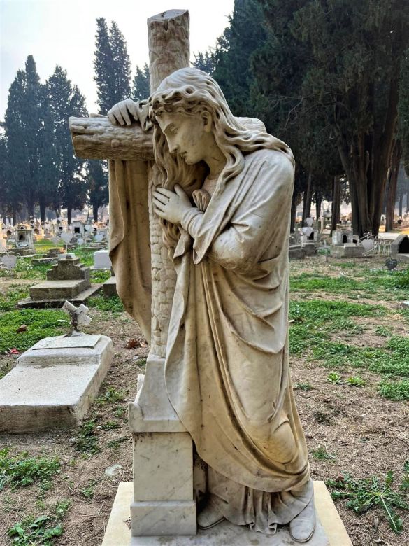 Escultura Cementerio Municipal "San José"