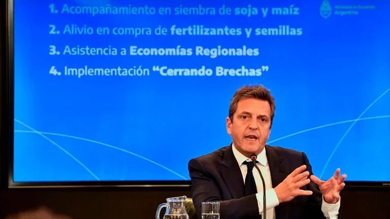 Massa anunciará mañana nuevas reglas para los importadores, descarta devaluar y por ahora posterga el “dólar Qatar”