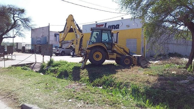 Continúan las tareas de la limpieza y mantenimiento en la ciudad