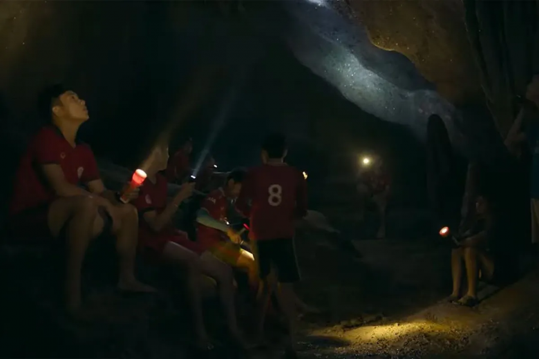 La estremecedora historia de los niños atrapados en una cueva de Tailandia que Netflix transformó en miniserie