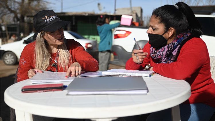 Esta semana la municipalidad y la UPrO visitan el barrio Los Acacios