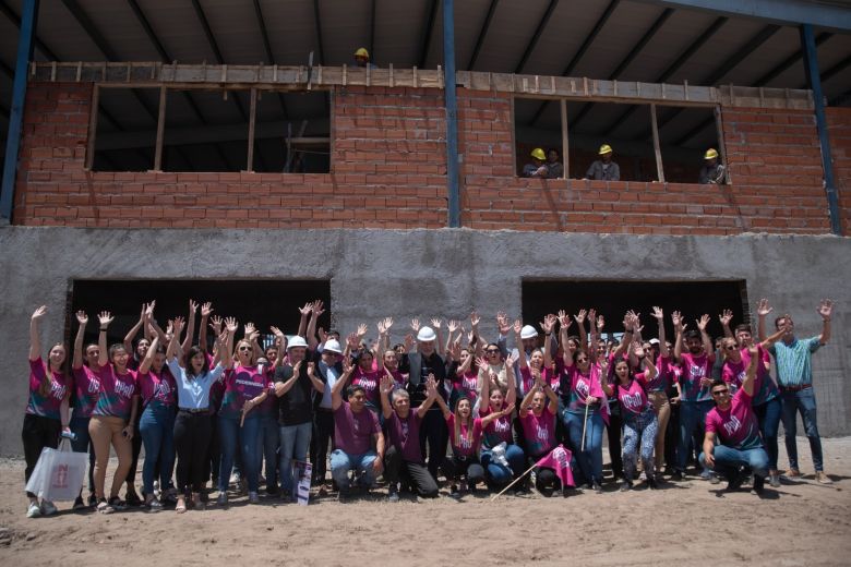 El gobernador visitó las obras de Extensión Áulica de la UPrO