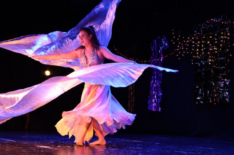 Janaan Bellydance cerró el año con una gala 