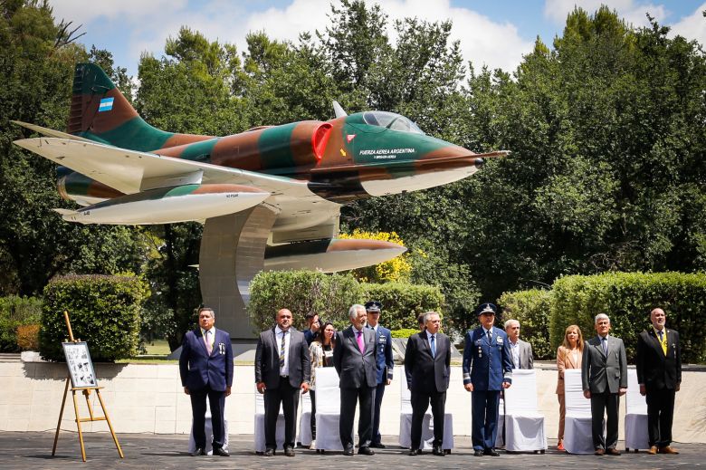 El presidente recibió las llaves de Villa Mercedes