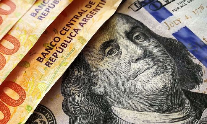 El dólar blue sube y se vende a $ 316