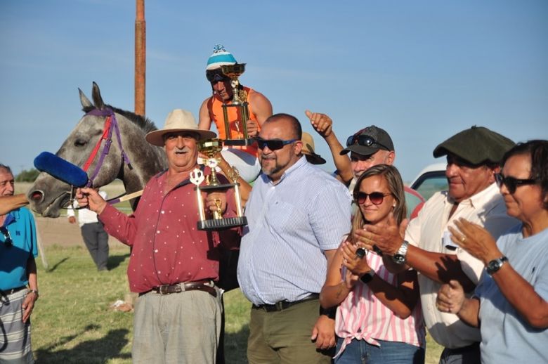 Se realizaron competencias en el Jockey Club Villa Mercedes 