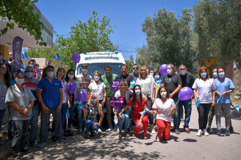 El Gobierno provincial entregó ambulancias en cuatro localidades