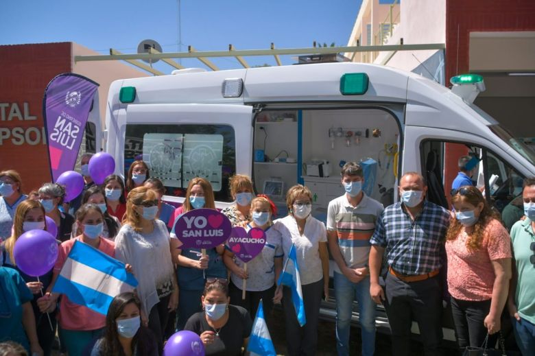 El Gobierno provincial entregó ambulancias en cuatro localidades