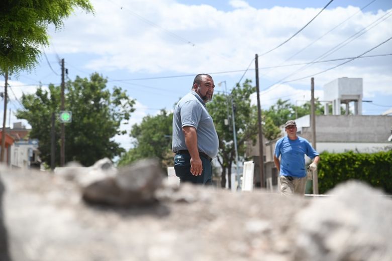 Se está reparando el pavimento en la zona oeste de la localidad