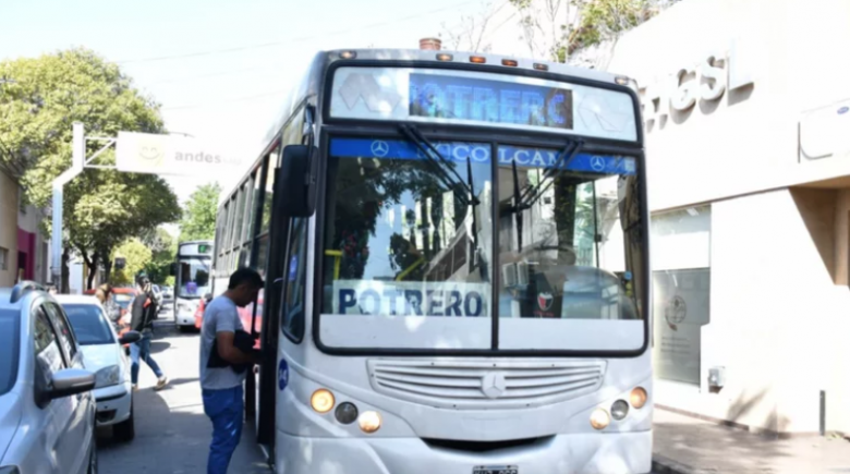 "El usuario no debe ser rehén de la situación del transporte"