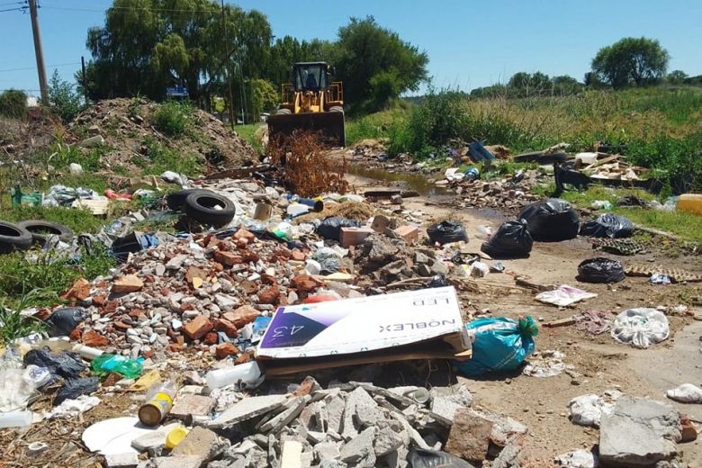 El Municipio continúa con la erradicación de basurales clandestinos 