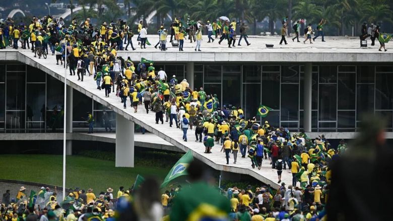 Lula decretó la intervención de las fuerzas de seguridad