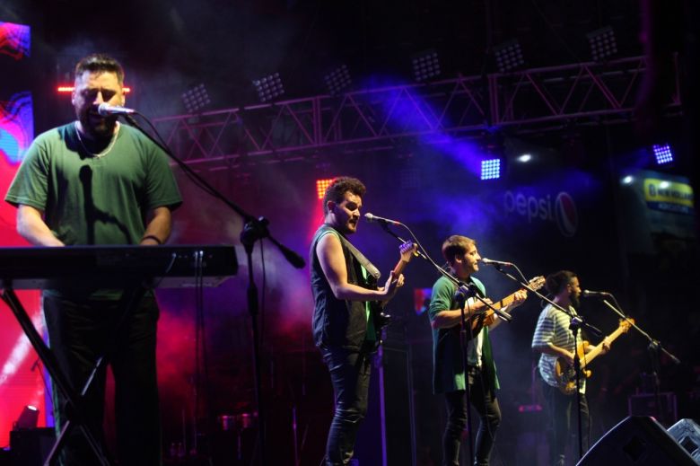 La Konga, Pennisi y Ayre hicieron estallar la tercera noche de Jesús María