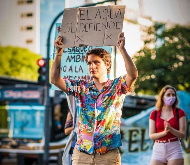 El joven argentino que se convirtió en explorador de National Geographic y retrata las profundidades