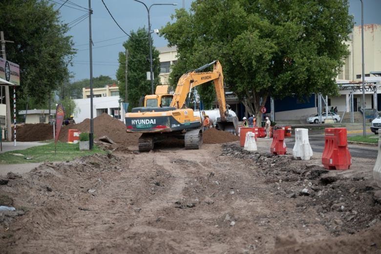 Las tareas en la 25 de Mayo continúan