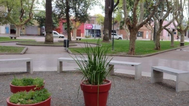 Se realizaron trabajos de mantenimiento en la plaza Lafinur