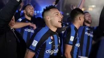 Lautaro Martínez, campeón con el Inter: metió un golazo ante el Milan y conquistó la Supercopa de Italia