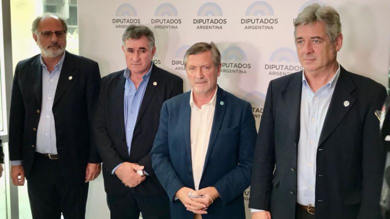 "No queremos más las dádivas del estado, hay que discutir en serio”