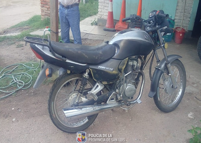 Recuperaron dos motocicletas y elementos sustraídos en distintos procedimientos