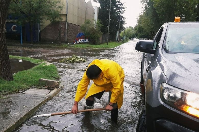  Intensificamos los operativos de limpieza en los canales y desagües 