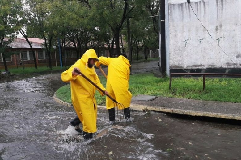  Intensificamos los operativos de limpieza en los canales y desagües 