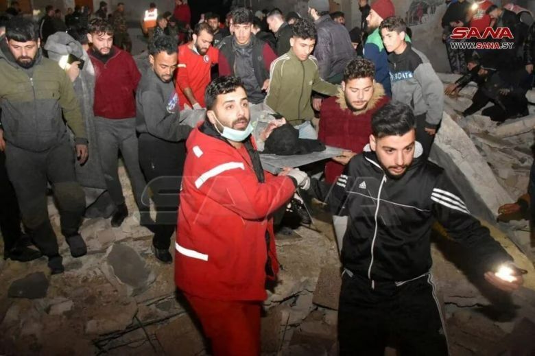 Un nuevo terremoto dejó más de mil muertos en Turquía y Siria