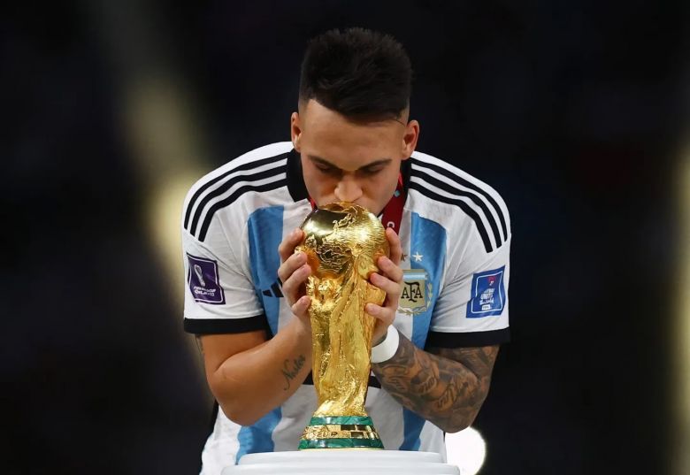 Con gol de Lautaro Martínez, el Inter se quedó con el clásico ante el Milan y es escolta del Napoli