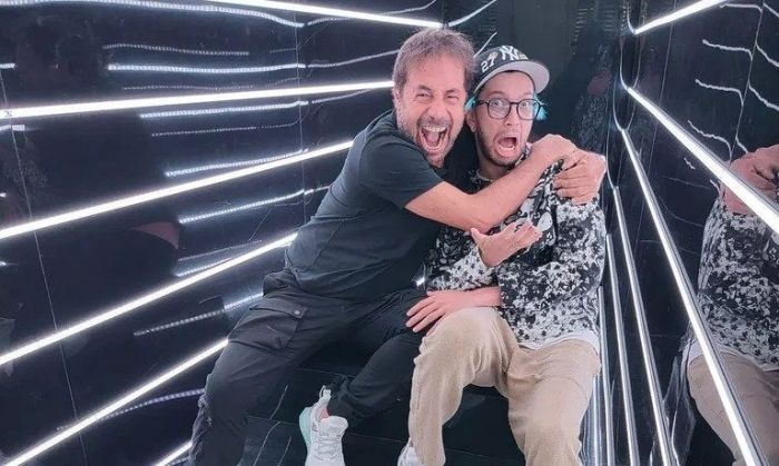 Las zapatillas que Ricky Sarkany diseñó con el trapero Bhavi y que ahora son furor entre los jóvenes