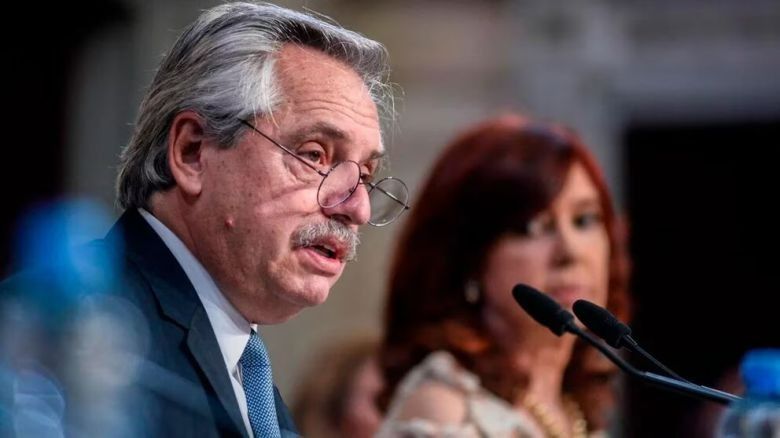 Alberto Fernández posterga indefinidamente la convocatoria a una nueva mesa política y se enfoca en su discurso para la Asamblea Legislativa