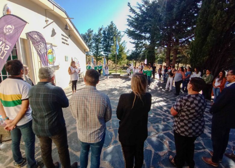 Con gran expectativa, comenzaron las clases en toda la provincia 