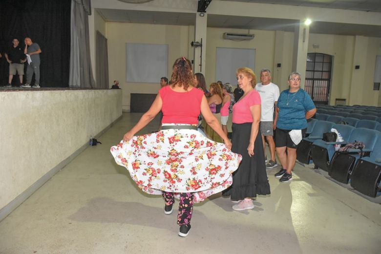 Lunes a pura energía y danza en Cultura 