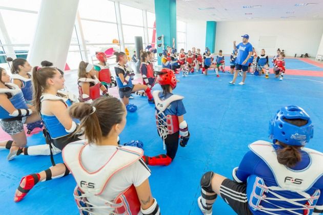 En el Campus de la ULP se perfeccionan 150 taekwondistas