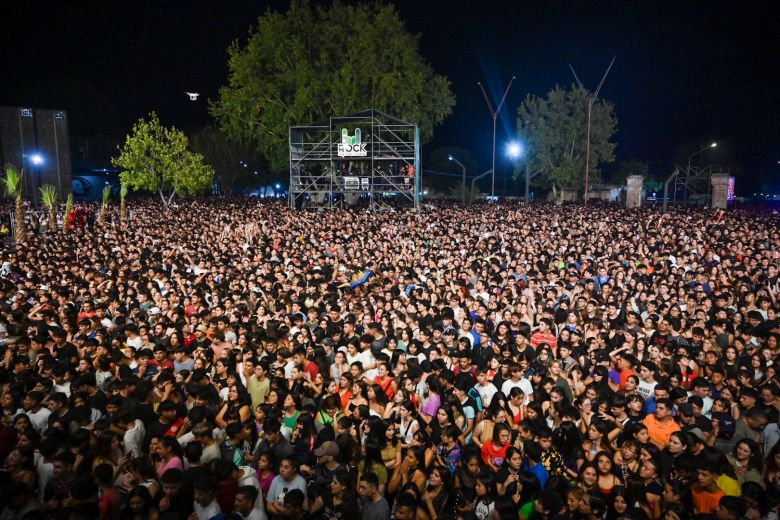 Más de 50.000 personas en la segunda noche de Rock en la Casa