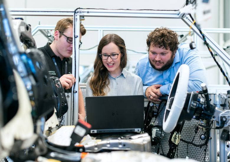 Impulsar el cambio tecnológico y social: Becas ADIMRA 2023.  