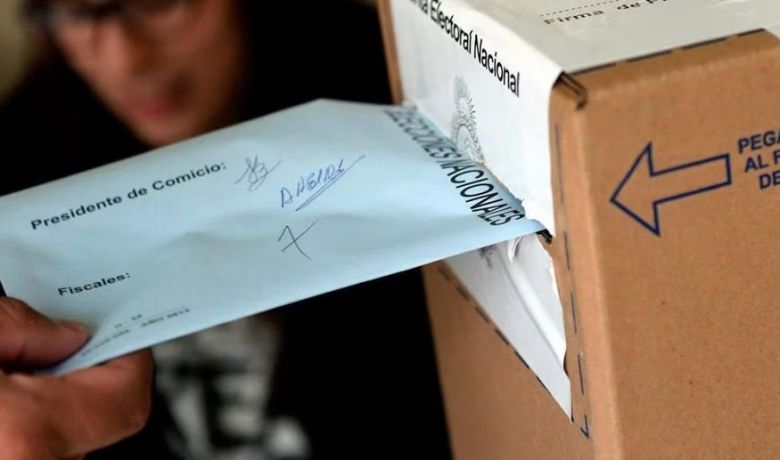 Elecciones 2023: cuánto podrán gastar los partidos políticos por día en la campaña presidencial