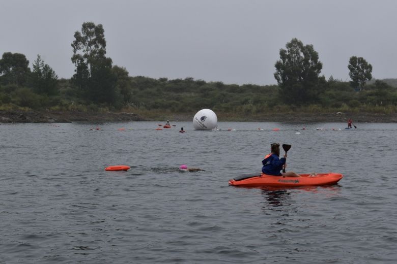 Más de 250 nadadores participaron del Torneo Puntano de Aguas Abiertas