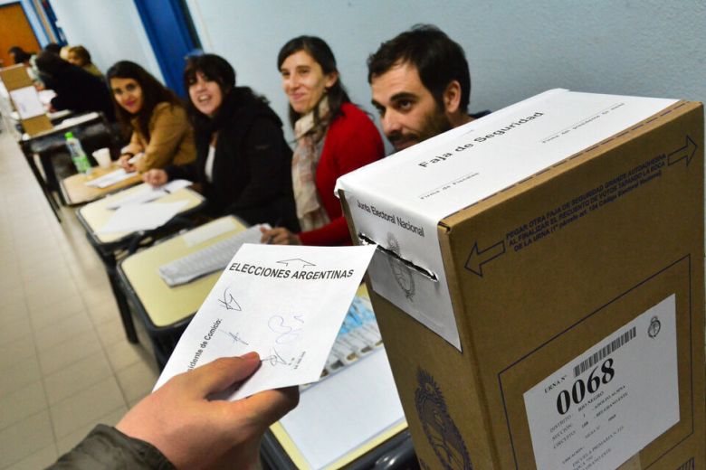 Se habilito el registro Web de Voluntarios para cubrir funciones como Autoridades de Mesa.