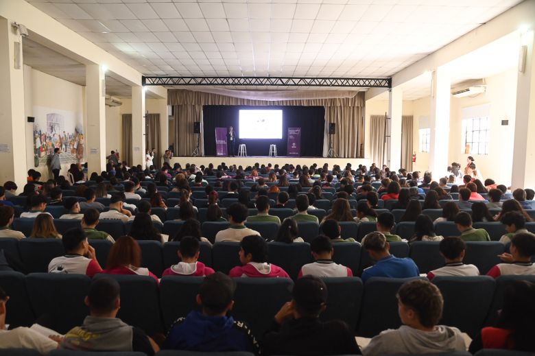 Cuatrocientos jóvenes participaron del Segundo Congreso Provincial de Derechos Humanos