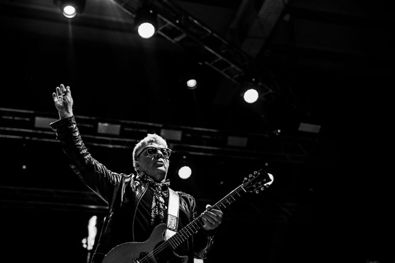 Juanse despidió el Calle Angosta Rock con una lluvia de hits