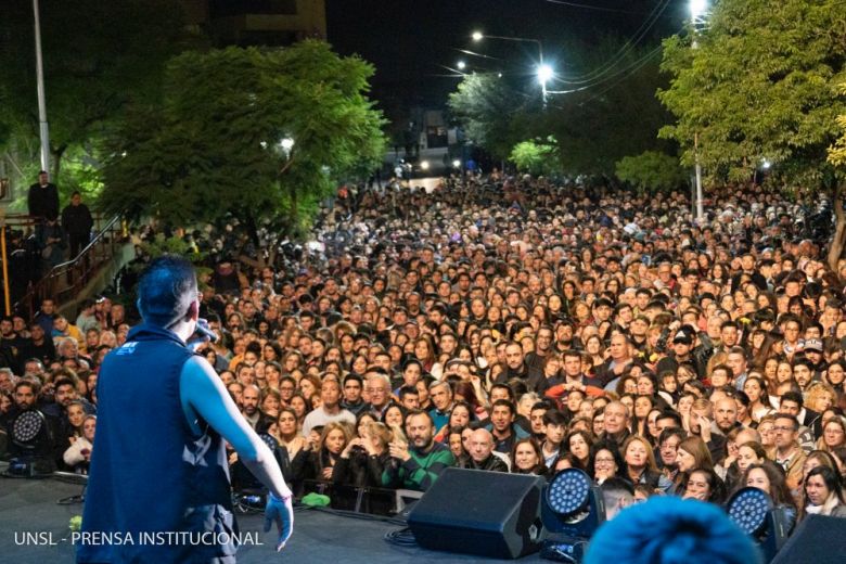 Más de 20 mil personas acompañaron a la UNSL en los festejos por sus 50 años