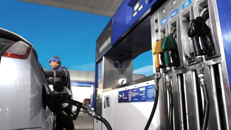 YPF aumentó 4% el precio de los combustibles